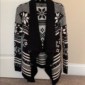 Express Black & White Nordic Print Open Front Sweater Size Small